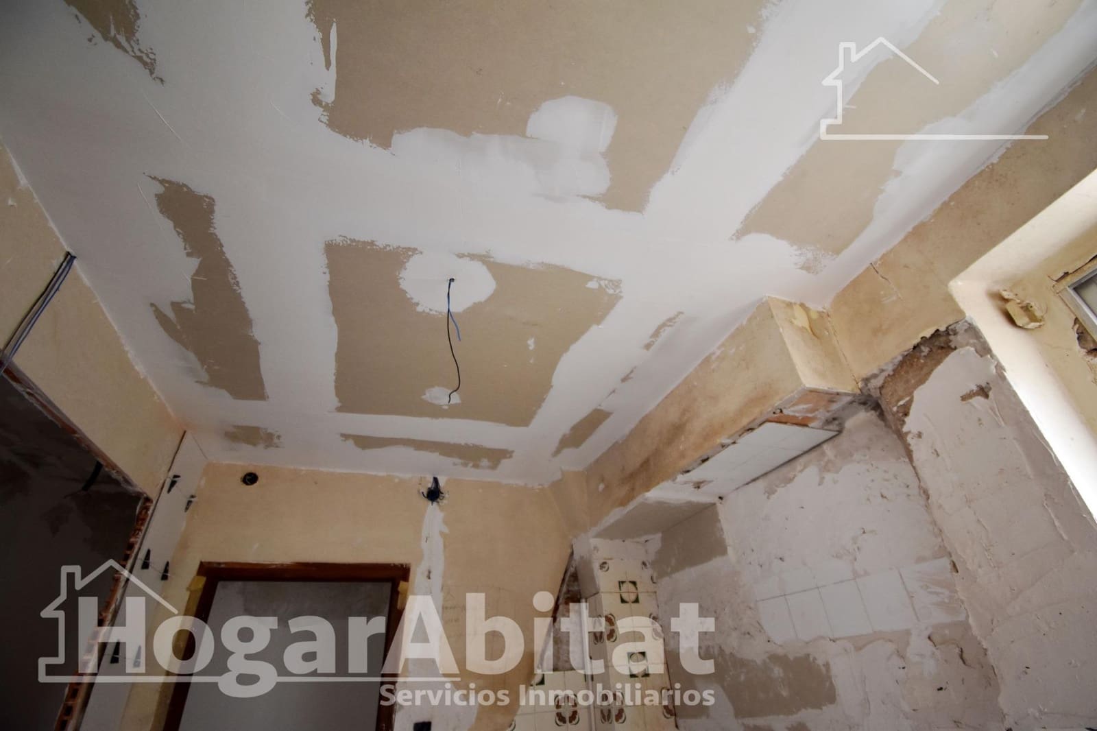 3 chambre Appartement à vendre à Llauri - 55 000 € (Ref: 9362331)