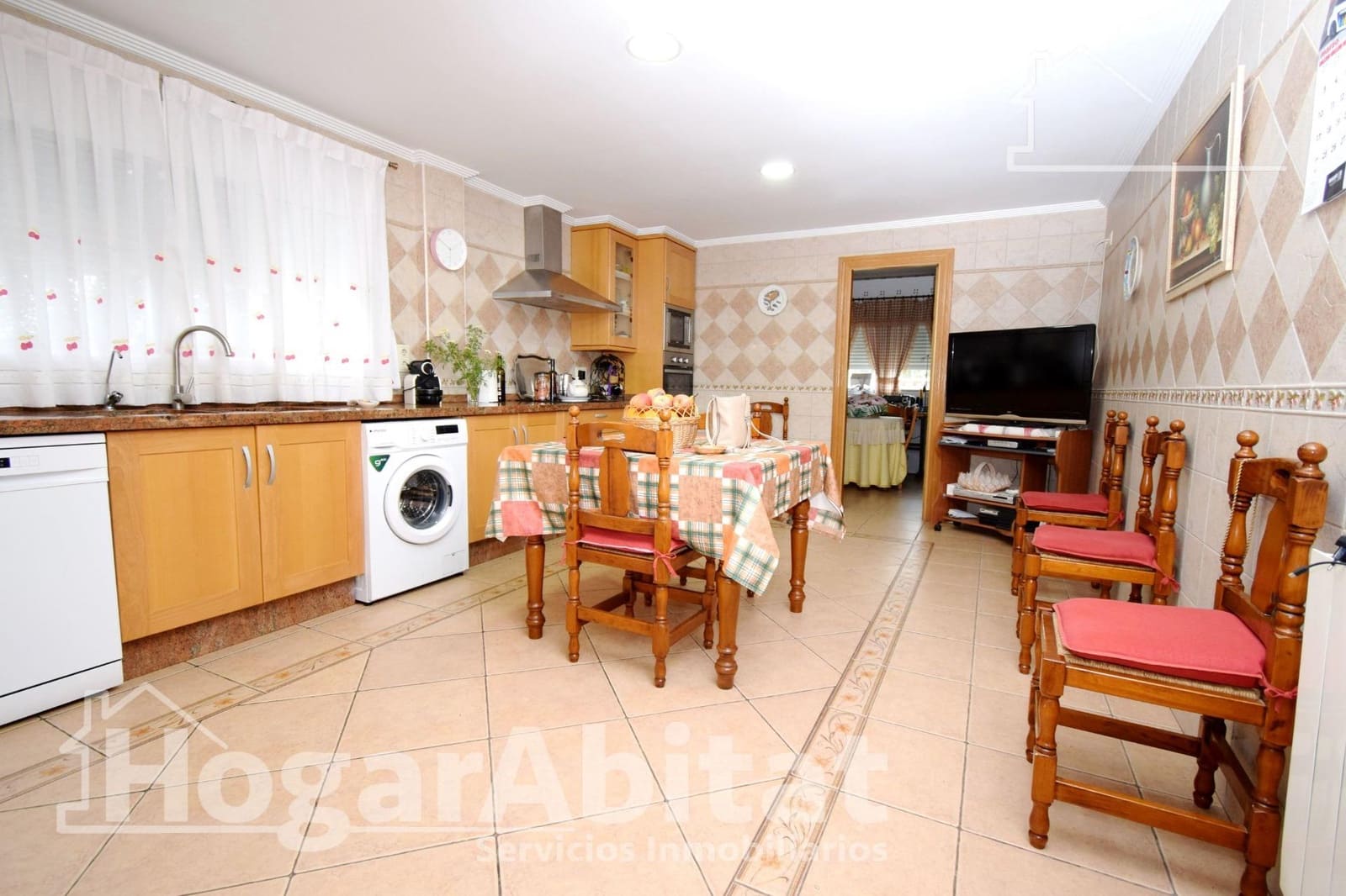 5 soveværelse Villa til salg i Montserrat med swimmingpool garage - € 400.000 (Ref: 9362341)