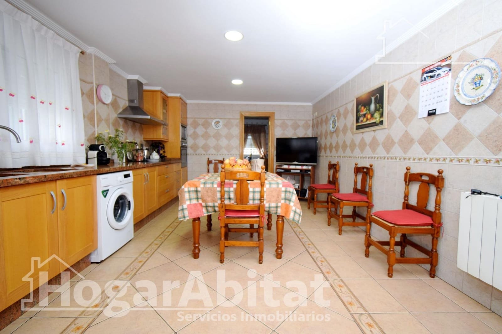 5 soveværelse Villa til salg i Montserrat med swimmingpool garage - € 400.000 (Ref: 9362341)