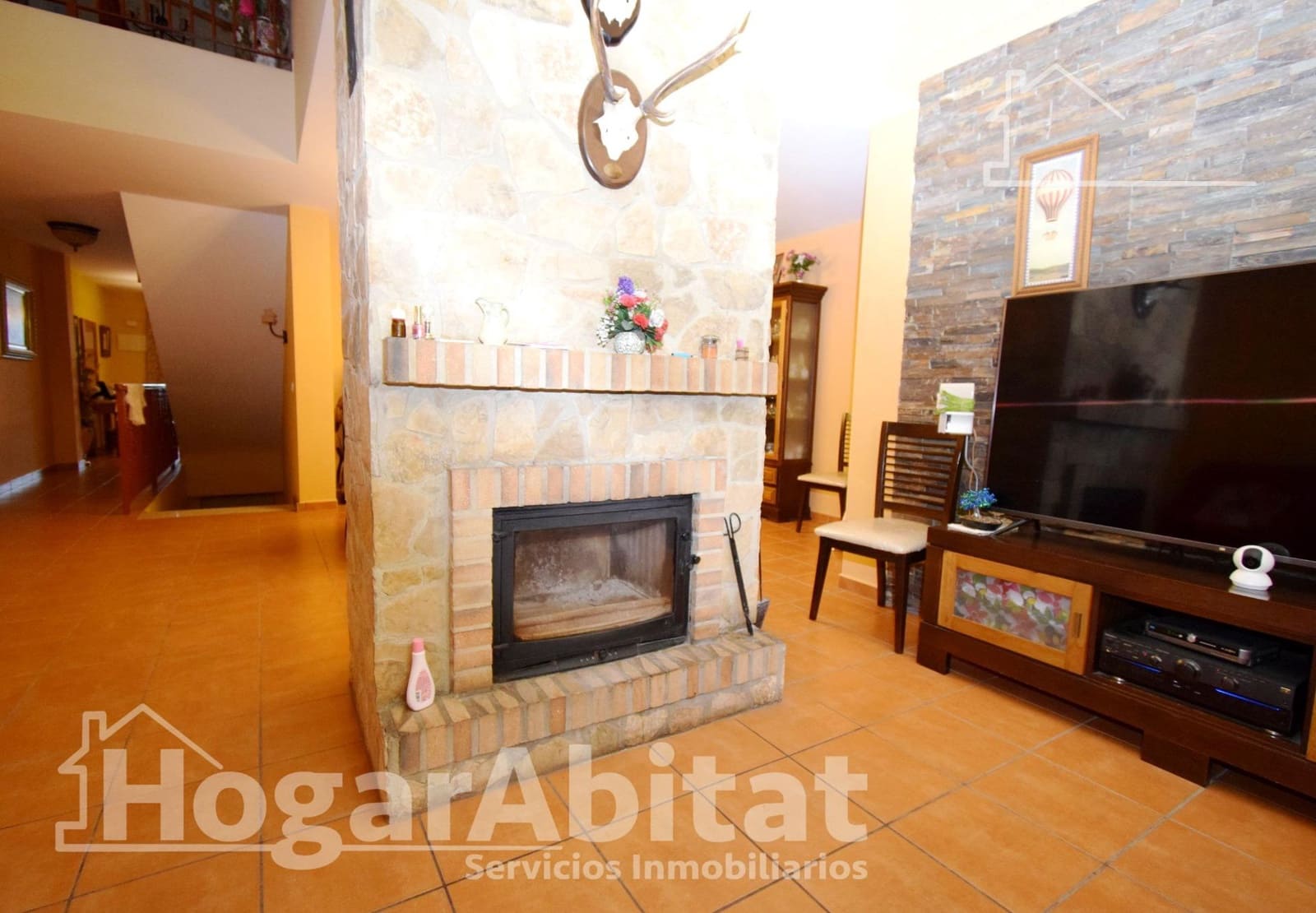 5 soveværelse Villa til salg i Montserrat med swimmingpool garage - € 400.000 (Ref: 9362341)