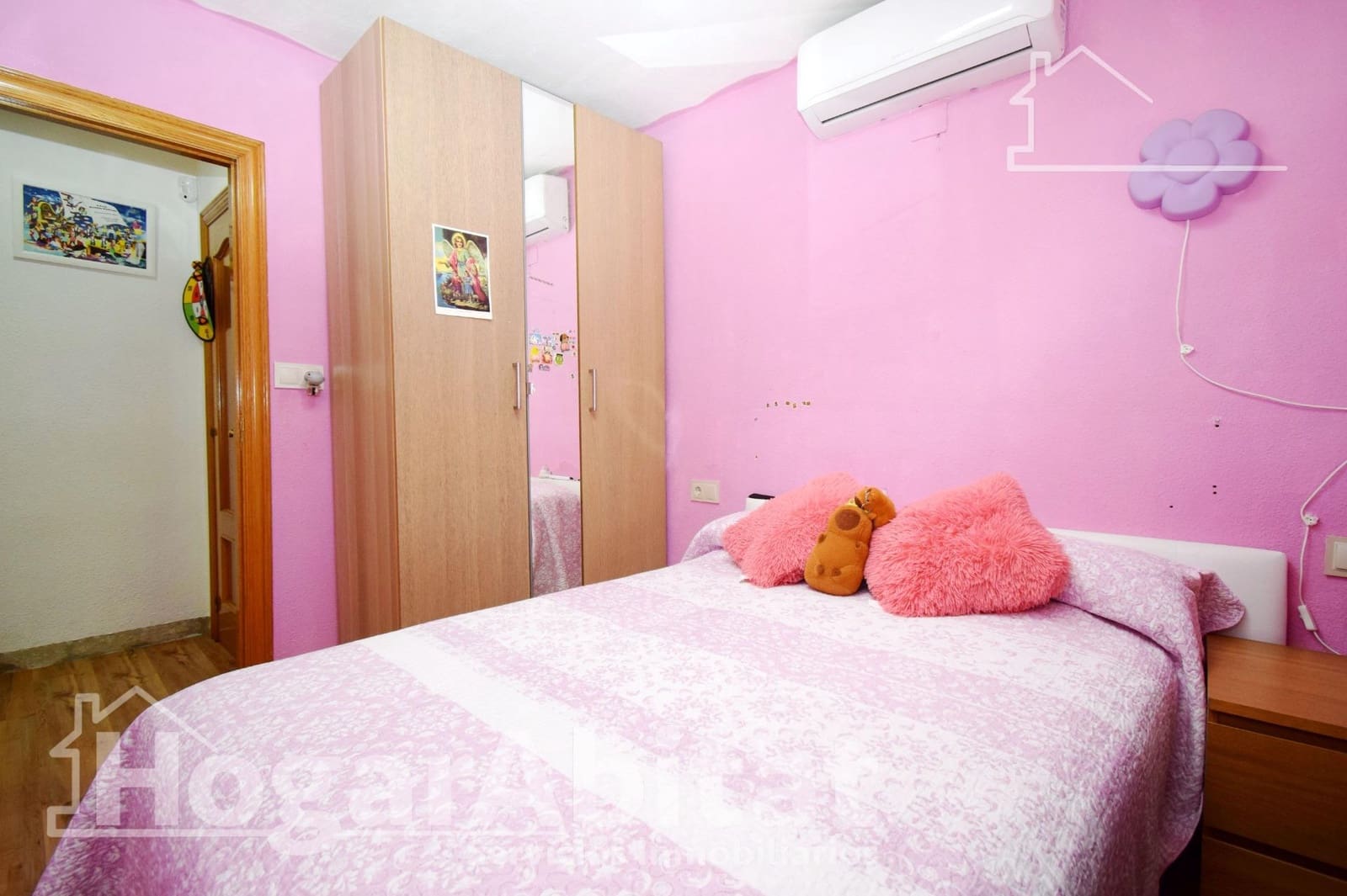 4 soveværelse Villa til salg i Montserrat med swimmingpool - € 306.000 (Ref: 9362342)