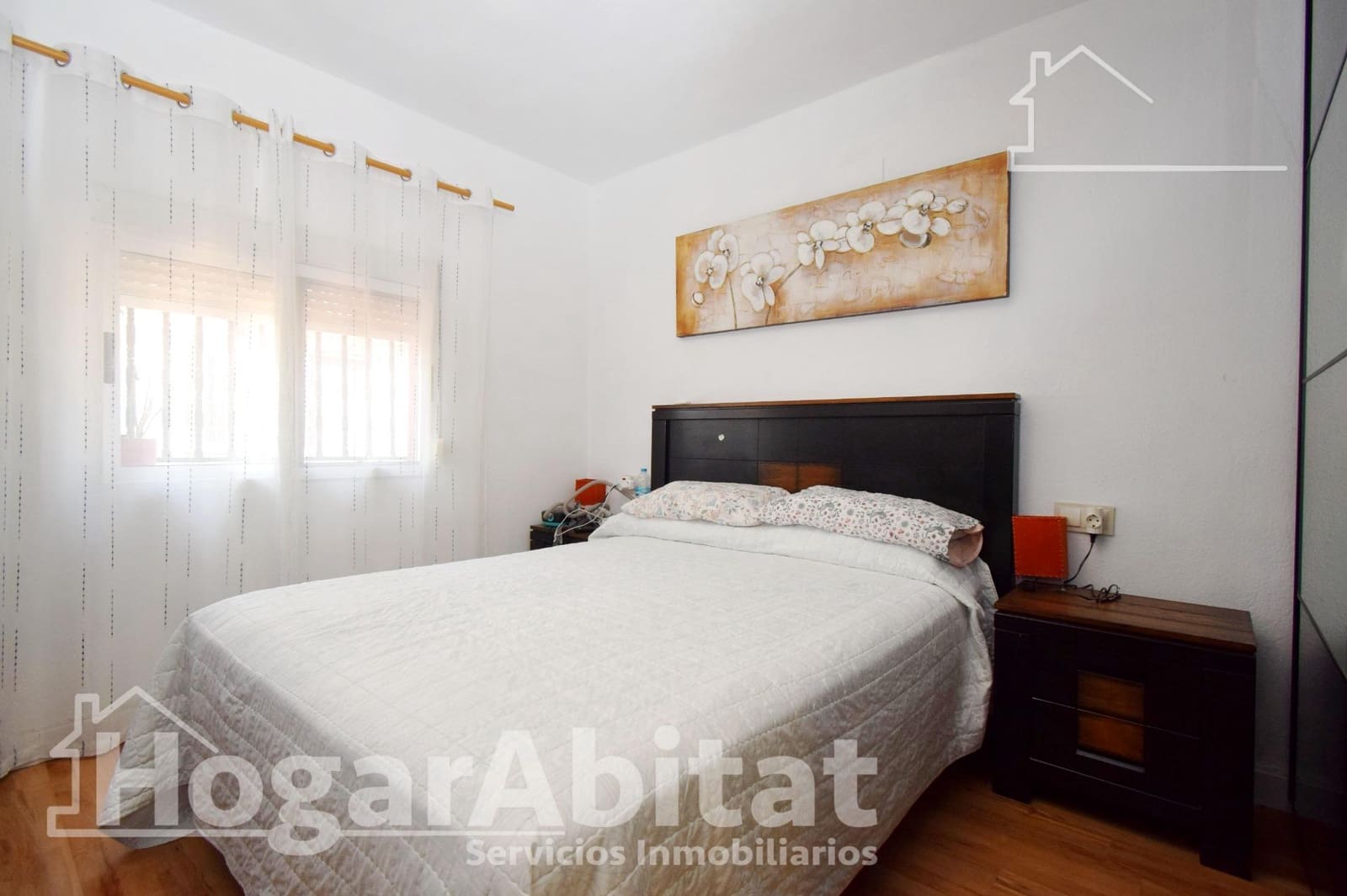 4 soveværelse Villa til salg i Montserrat med swimmingpool - € 306.000 (Ref: 9362342)