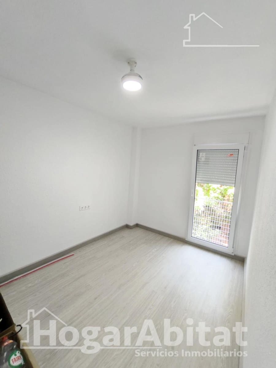 Piso de 3 habitaciones en Alginet en venta - 115.000 € (Ref: 9362352)