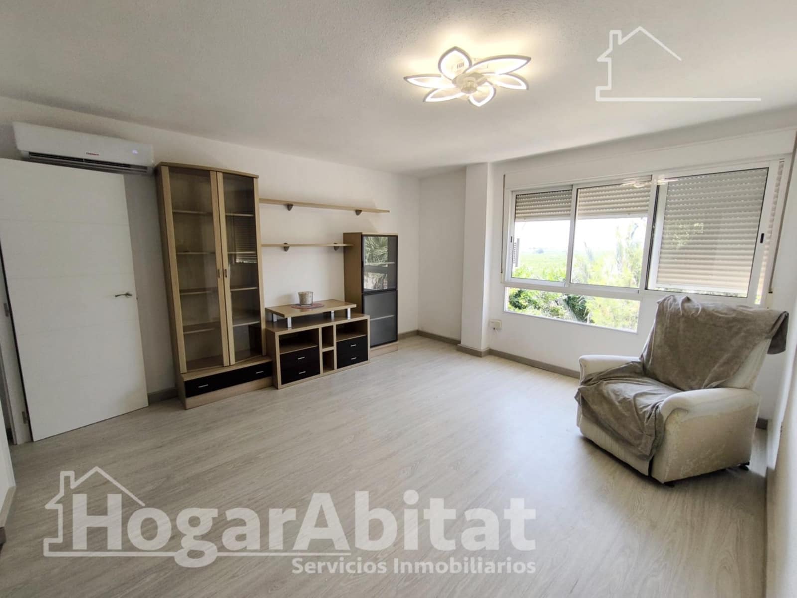 Piso de 3 habitaciones en Alginet en venta - 115.000 € (Ref: 9362352)