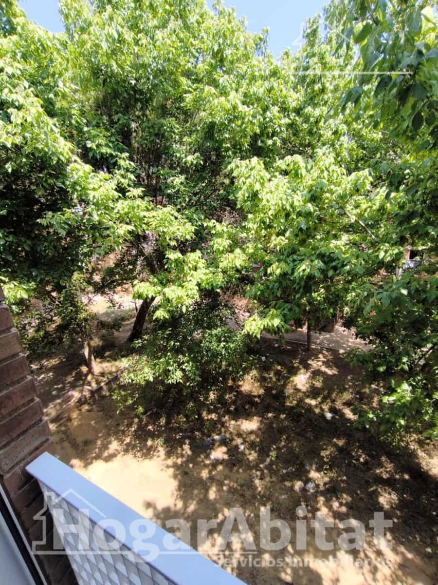 Piso de 3 habitaciones en Alginet en venta - 115.000 € (Ref: 9362352)