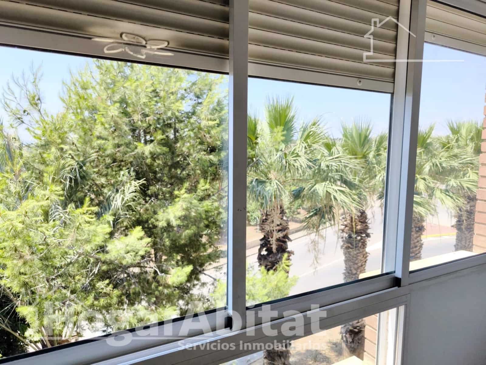 Piso de 3 habitaciones en Alginet en venta - 115.000 € (Ref: 9362352)