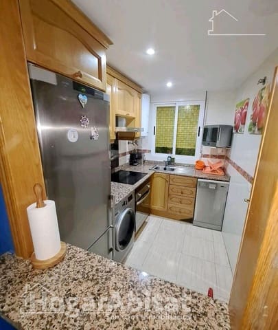 2 makuuhuone Asunto myytävänä paikassa Oropesa  mukana uima-altaan 
autotalli - 190 000 € (Ref: 9362355)