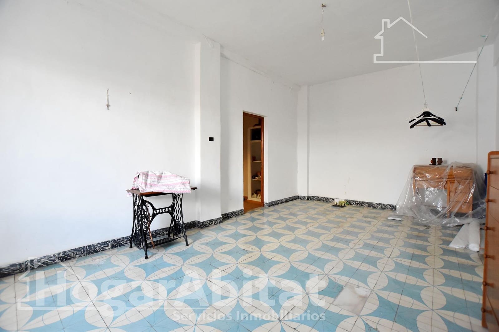 8 bedroom Townhouse for sale in Xeresa - € 145,000 (Ref: 9362370)