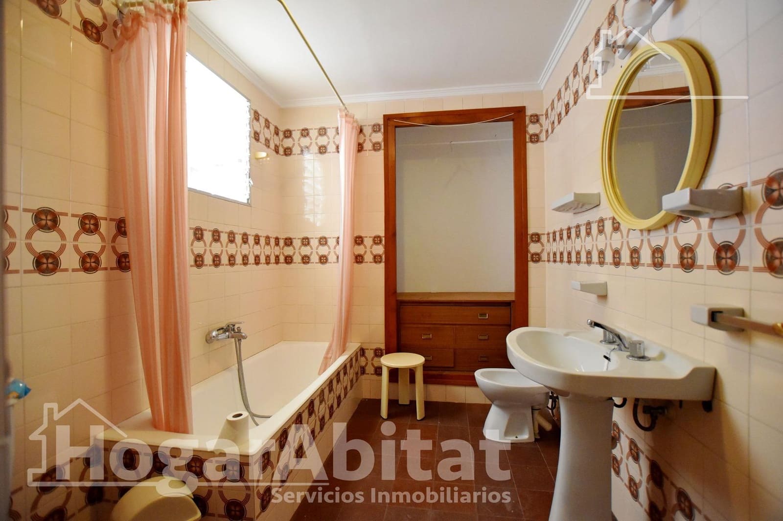 8 bedroom Townhouse for sale in Xeresa - € 145,000 (Ref: 9362370)