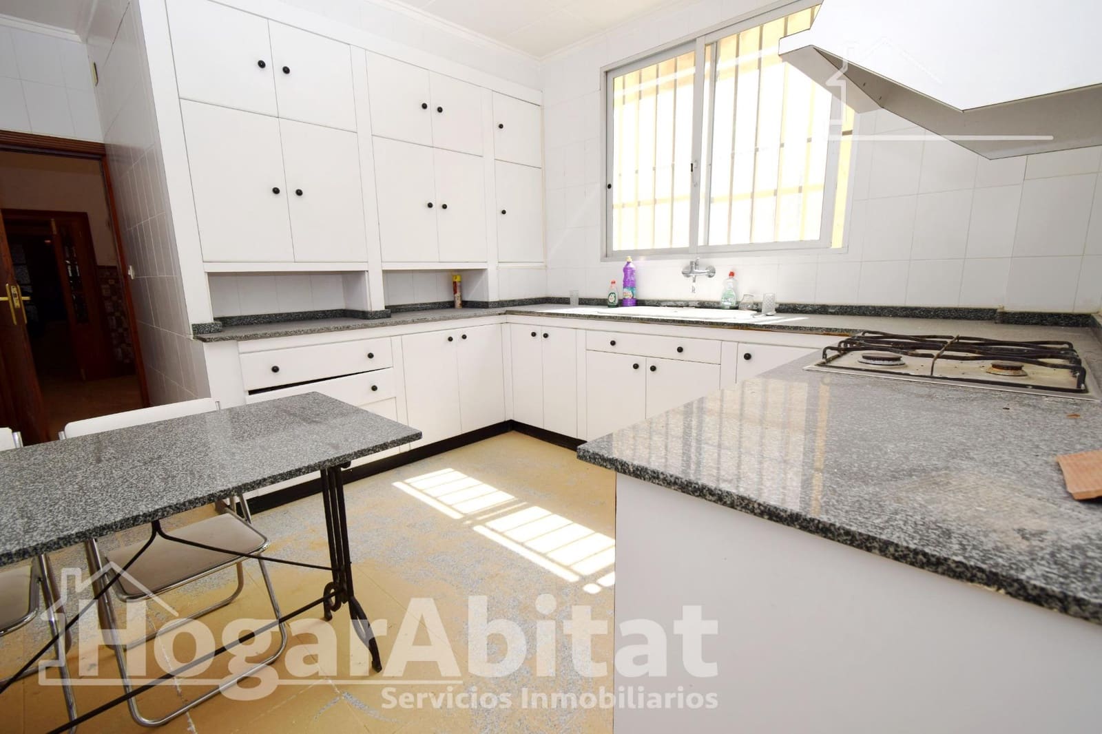 7 sypialnia Dom na sprzedaż w Chiva - 399 000 € (Ref: 9362373)