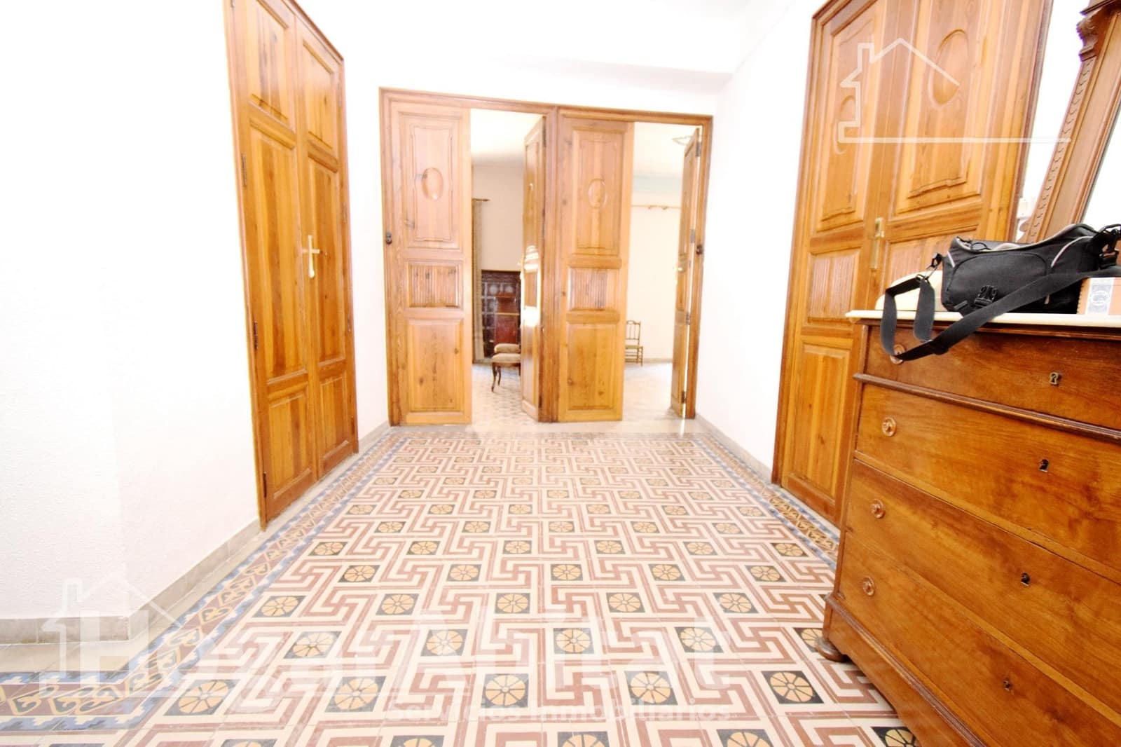 7 sypialnia Dom na sprzedaż w Chiva - 399 000 € (Ref: 9362373)