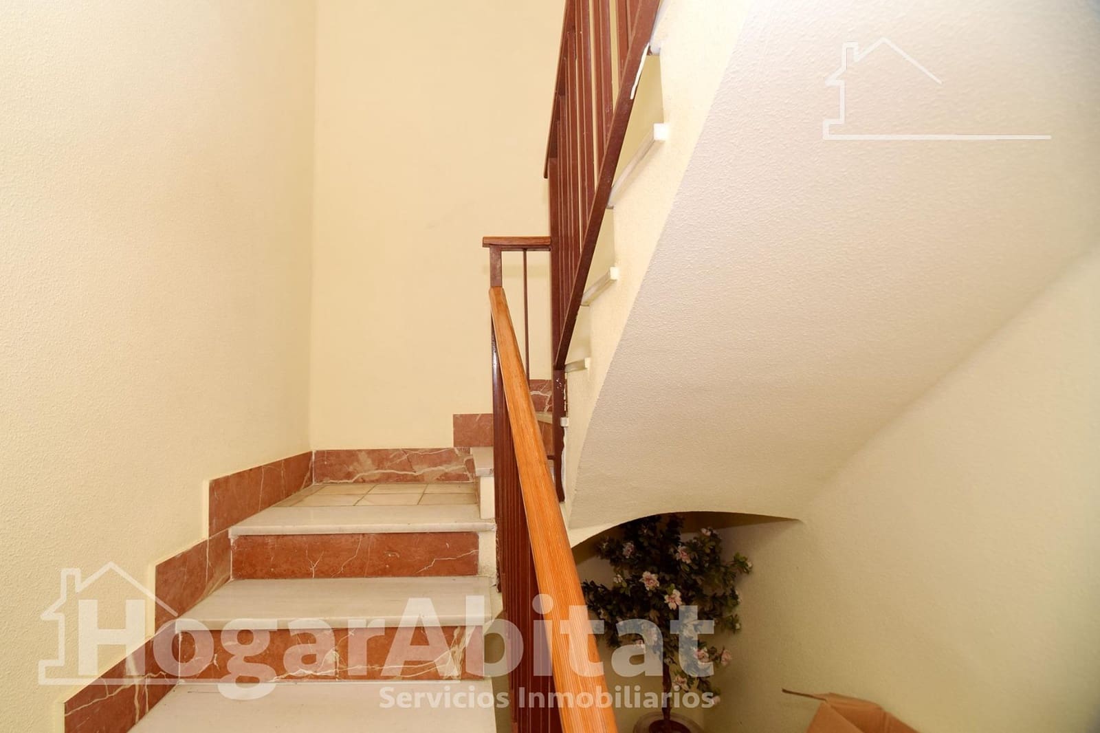 8 sovrum Villa till salu i La Vall d'Uixo - 270 000 € (Ref: 9362375)