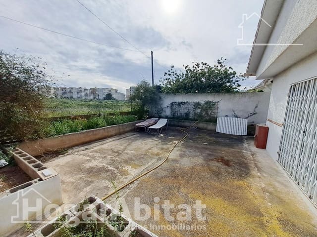 3 bedroom Villa for sale in Benicàssim with garage - € 280,000 (Ref: 9367544)