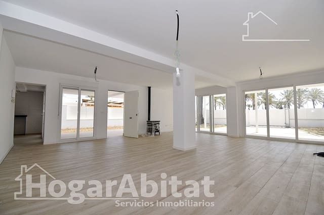3 slaapkamer Villa te koop in Benicàssim met zwembad garage - € 790.000 (Ref: 9367545)