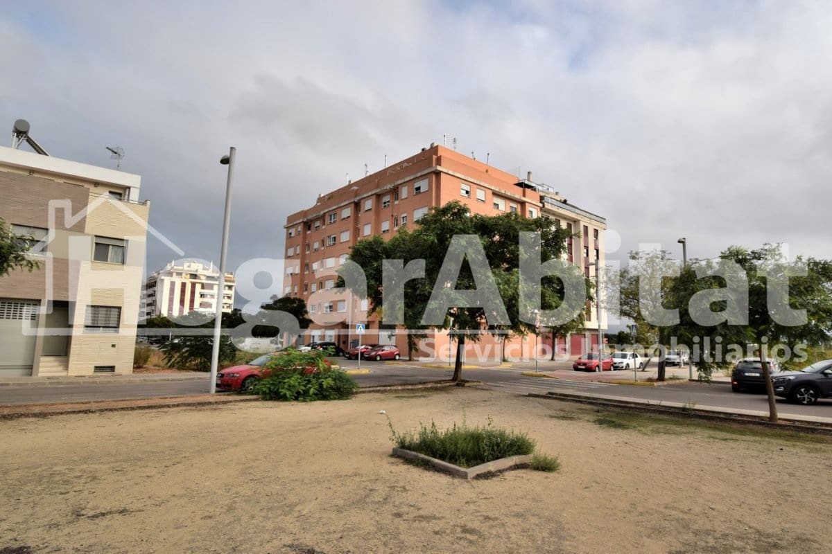 Tomt till salu i Silla - 600 000 € (Ref: 9367550)