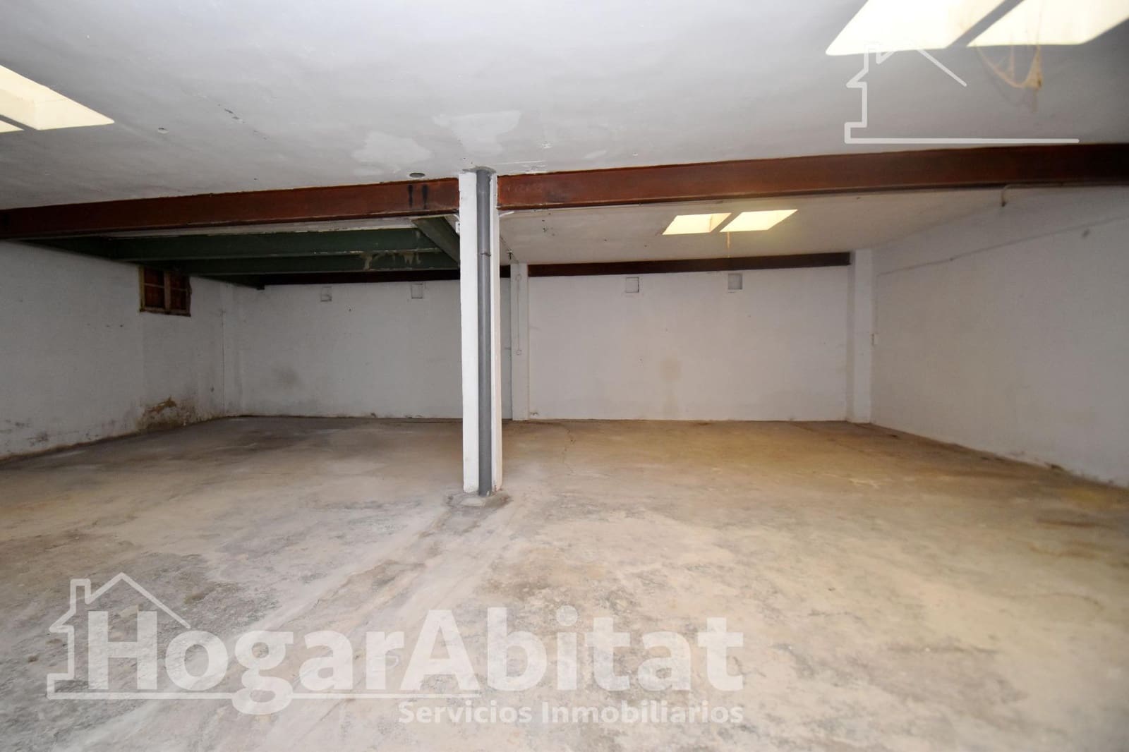 Commercial for sale in Benetusser - € 85,000 (Ref: 9367551)