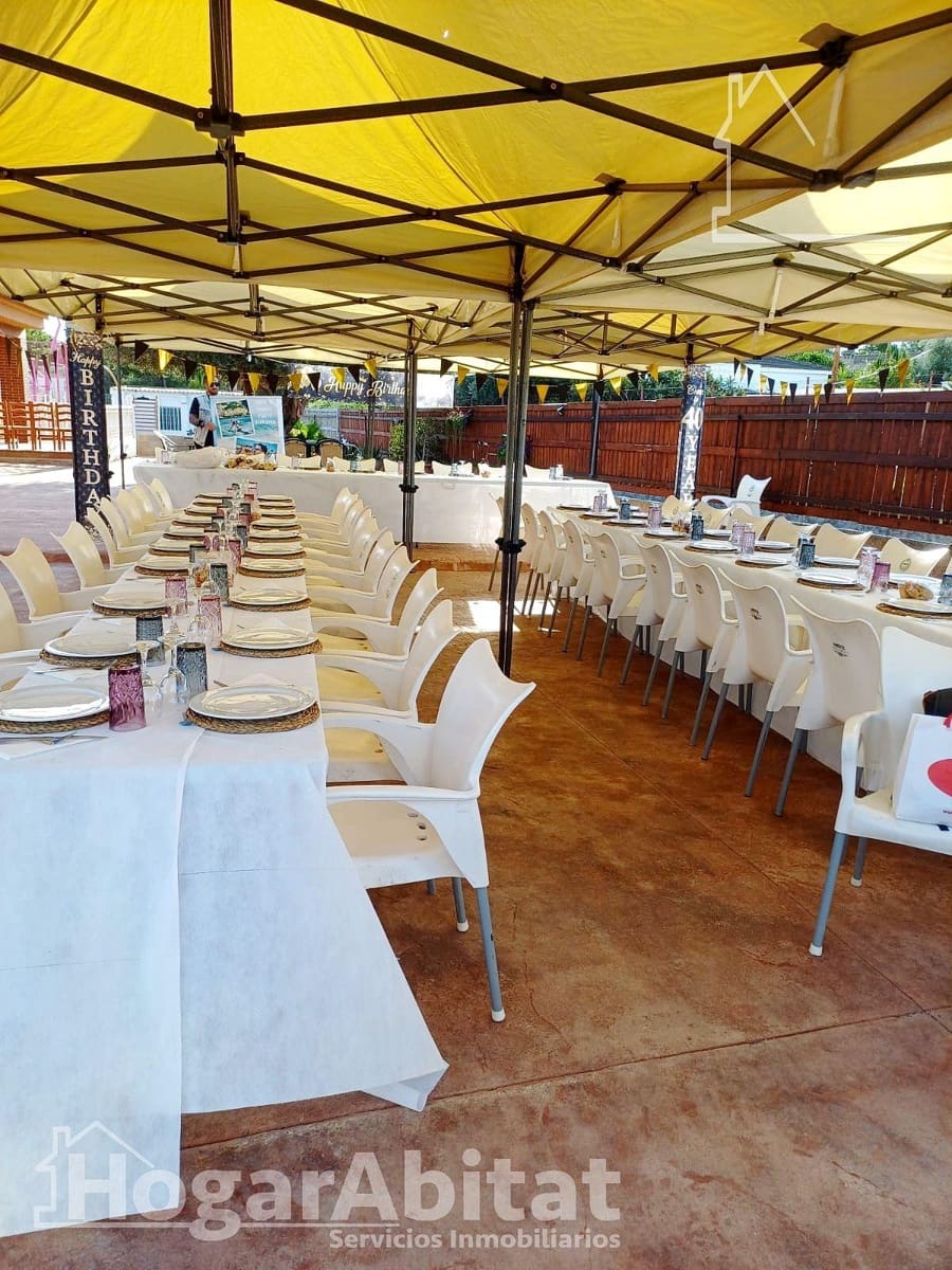 9 soveværelse Villa til salg i Godelleta med swimmingpool garage - € 690.000 (Ref: 9367553)