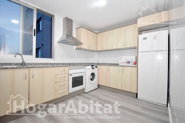 4 bedroom Flat for sale in Oeste, Castelló de la Plana with garage - € 215,000 (Ref: 9367555)