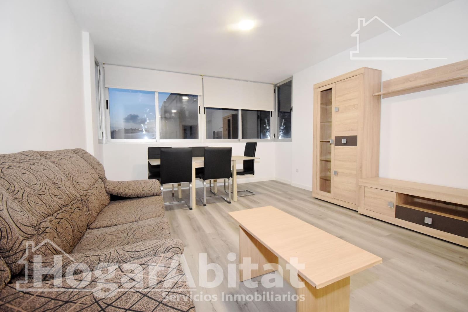 4 bedroom Flat for sale in Castello de la Plana with garage - € 215,000 (Ref: 9367555)