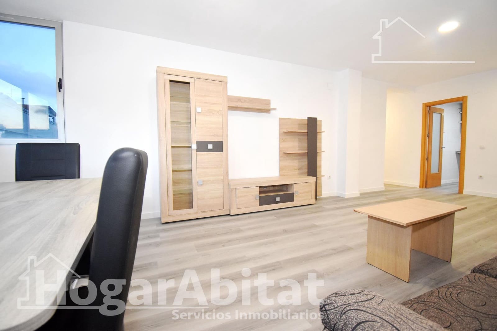 4 bedroom Flat for sale in Castello de la Plana with garage - € 215,000 (Ref: 9367555)