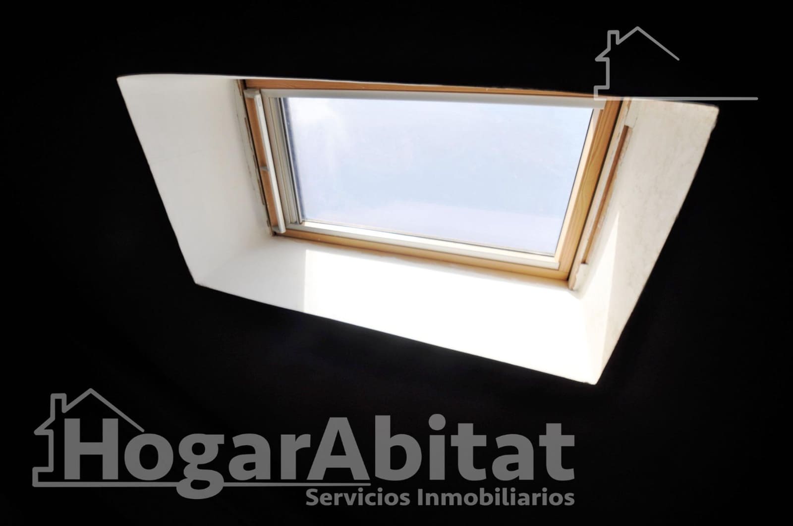 2 slaapkamer Penthouse te koop in Valencia stad met garage - € 315.000 (Ref: 9367569)