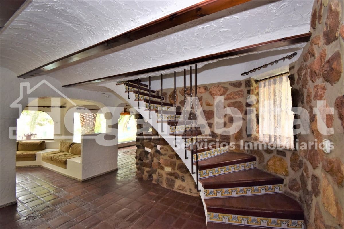 16 soverom Villa til salgs i Pucol med svømmebasseng garasje - € 1 550 000 (Ref: 9367582)