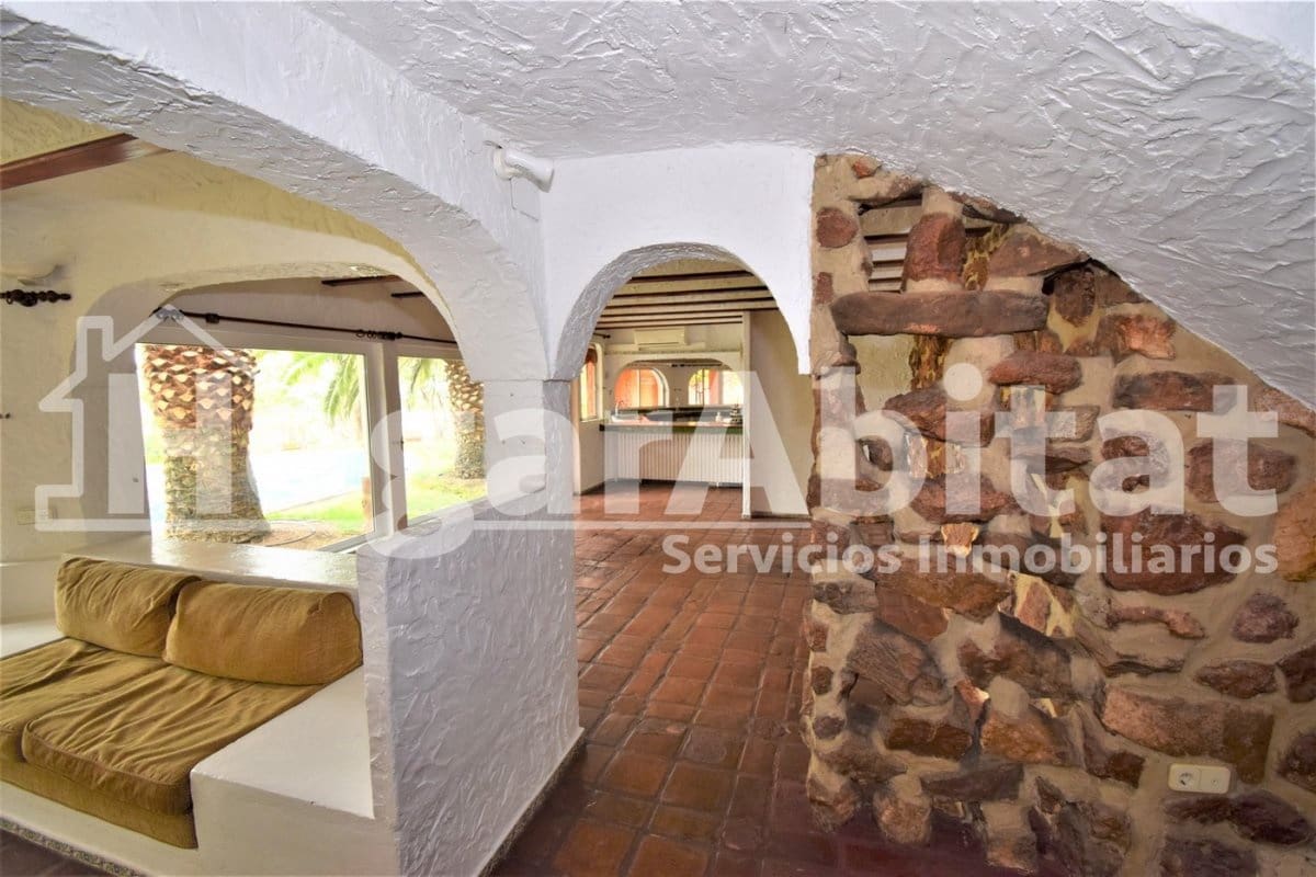 16 soverom Villa til salgs i Pucol med svømmebasseng garasje - € 1 550 000 (Ref: 9367582)