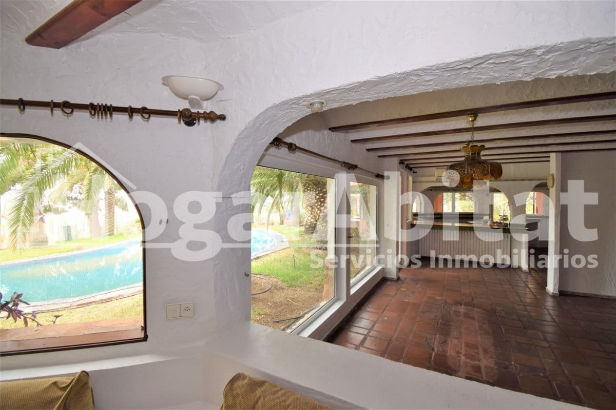 16 soverom Villa til salgs i Pucol med svømmebasseng garasje - € 1 550 000 (Ref: 9367582)