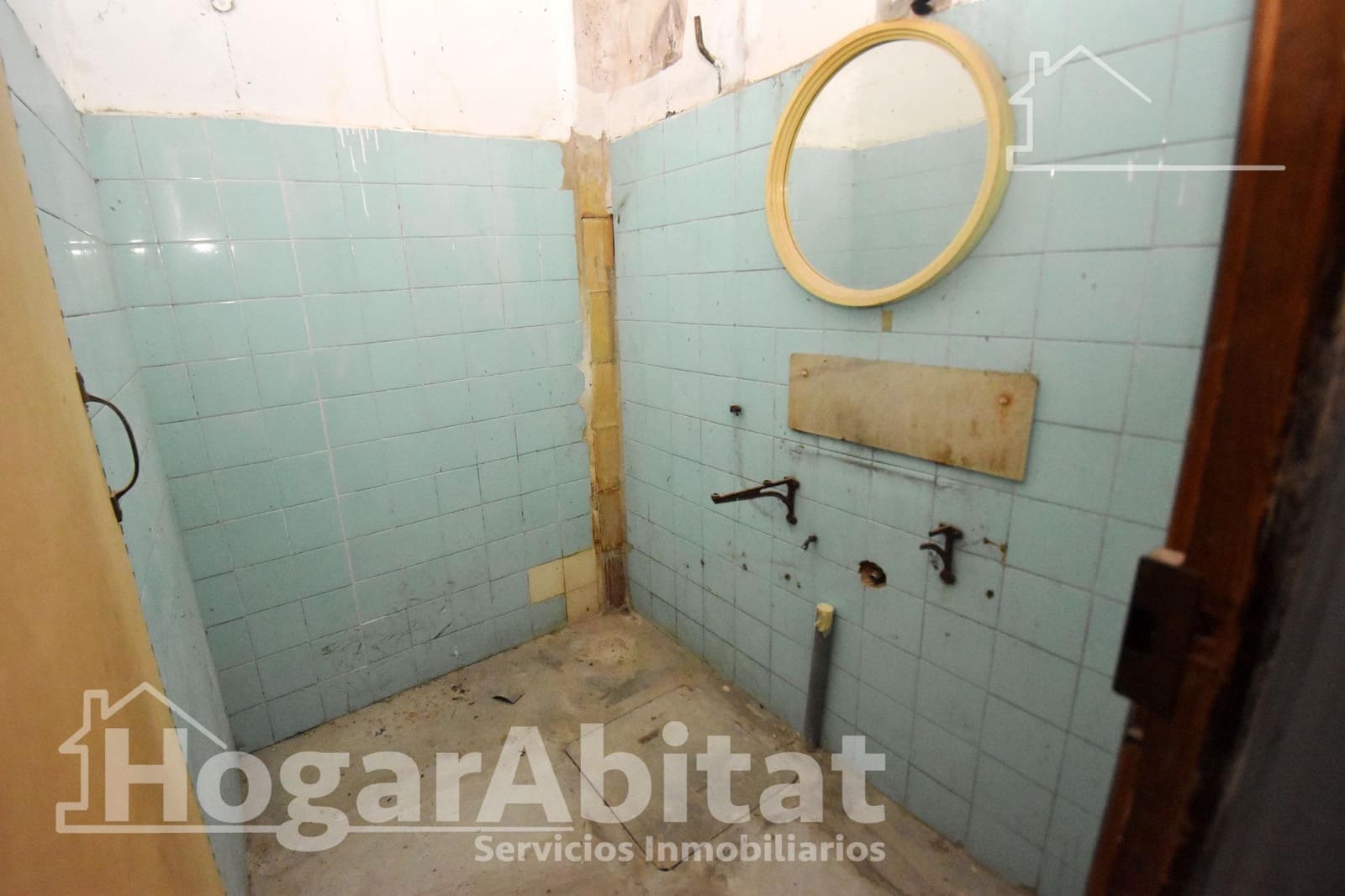 2 slaapkamer Commercieel te koop in Benetusser - € 160.000 (Ref: 9367587)