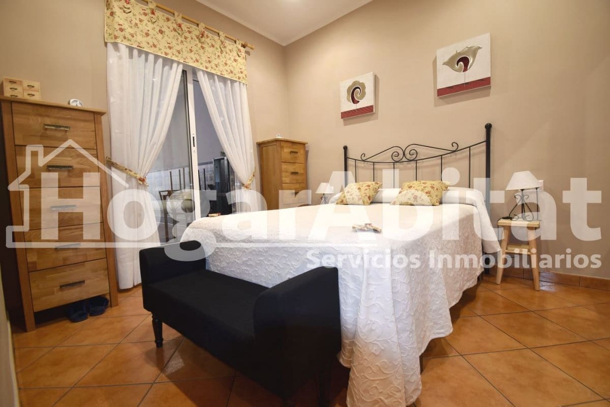 6 soveværelse Byhus til salg i Vila-real med garage - € 300.000 (Ref: 9367599)