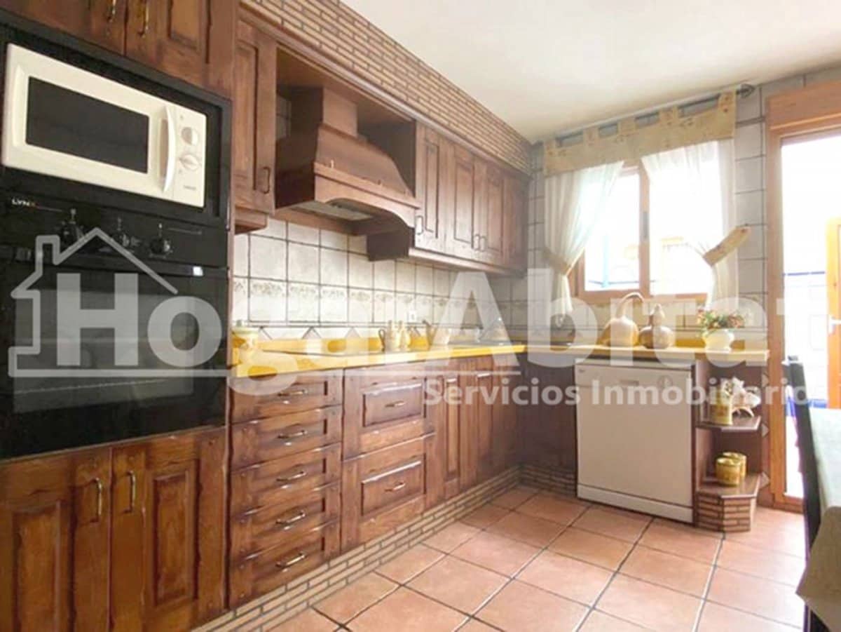 6 soveværelse Byhus til salg i Vila-real med garage - € 300.000 (Ref: 9367599)