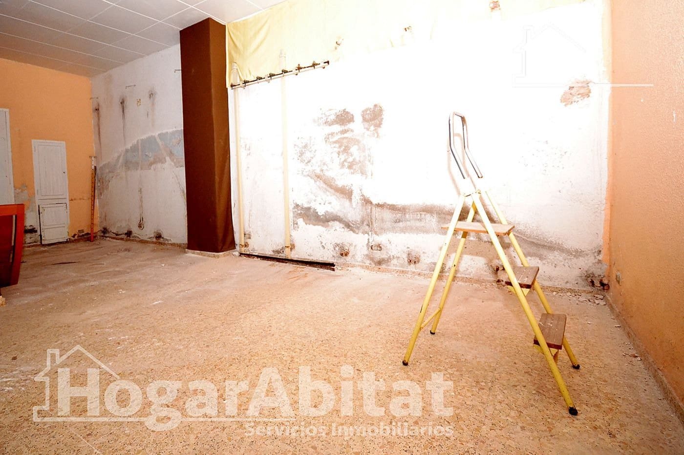 6 makuuhuone Omakotitalo myytävänä paikassa Burriana / Borriana mukana 
autotalli - 125 000 € (Ref: 9367601)