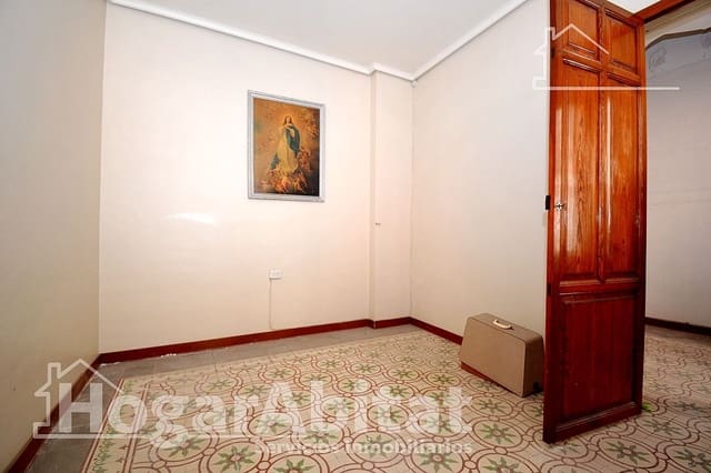 6 makuuhuone Omakotitalo myytävänä paikassa Burriana / Borriana mukana 
autotalli - 125 000 € (Ref: 9367601)