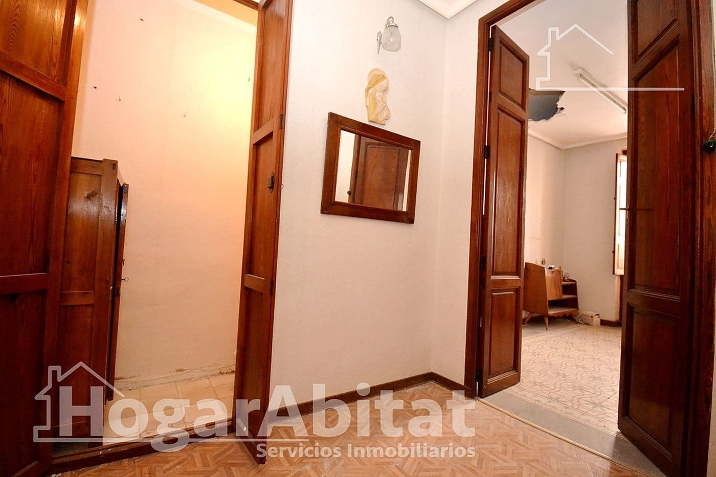 6 makuuhuone Omakotitalo myytävänä paikassa Burriana / Borriana mukana 
autotalli - 125 000 € (Ref: 9367601)