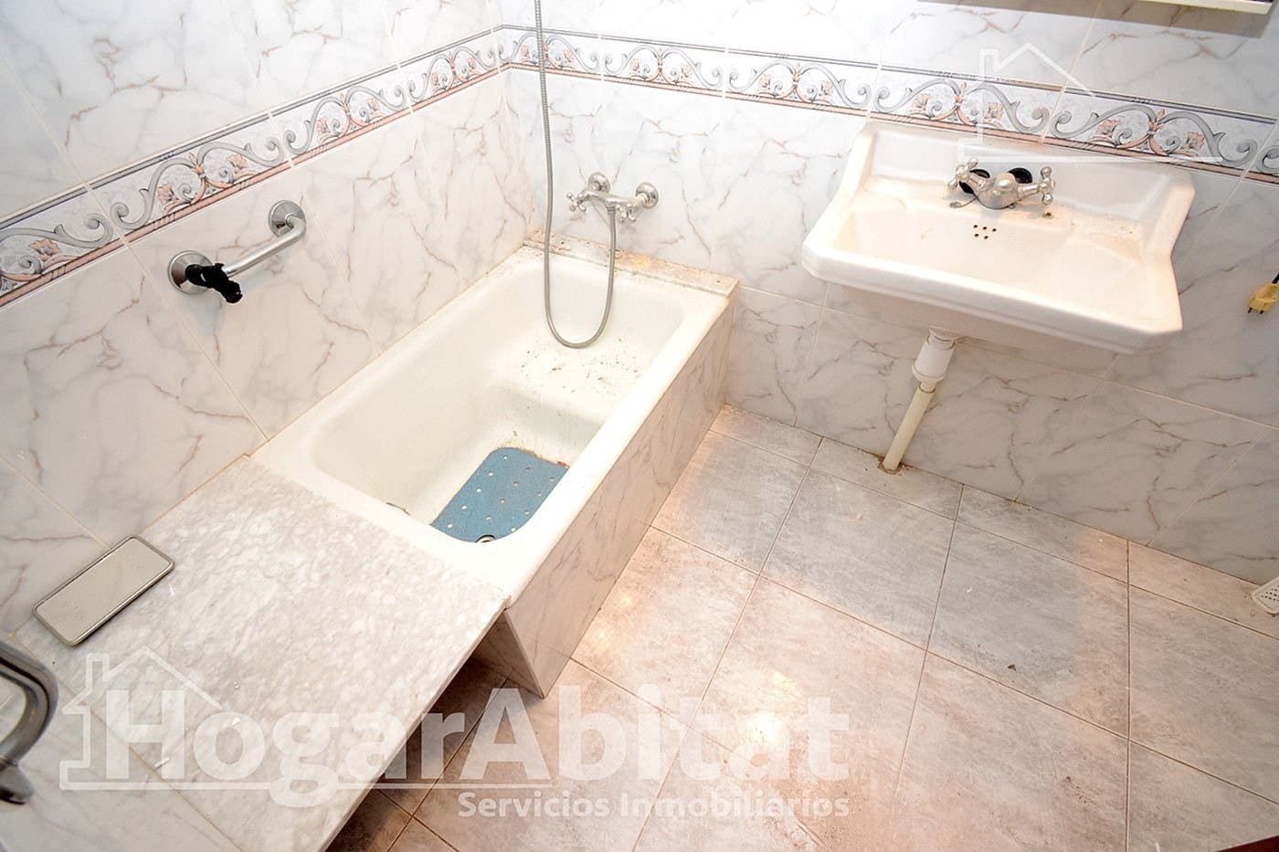 6 makuuhuone Omakotitalo myytävänä paikassa Burriana / Borriana mukana 
autotalli - 125 000 € (Ref: 9367601)