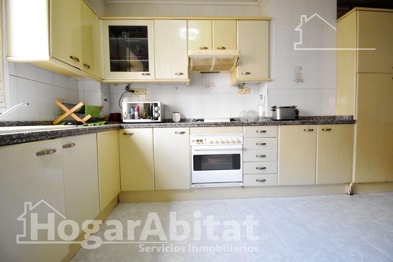 7 soveværelse Byhus til salg i Gandia - € 250.000 (Ref: 9367608)