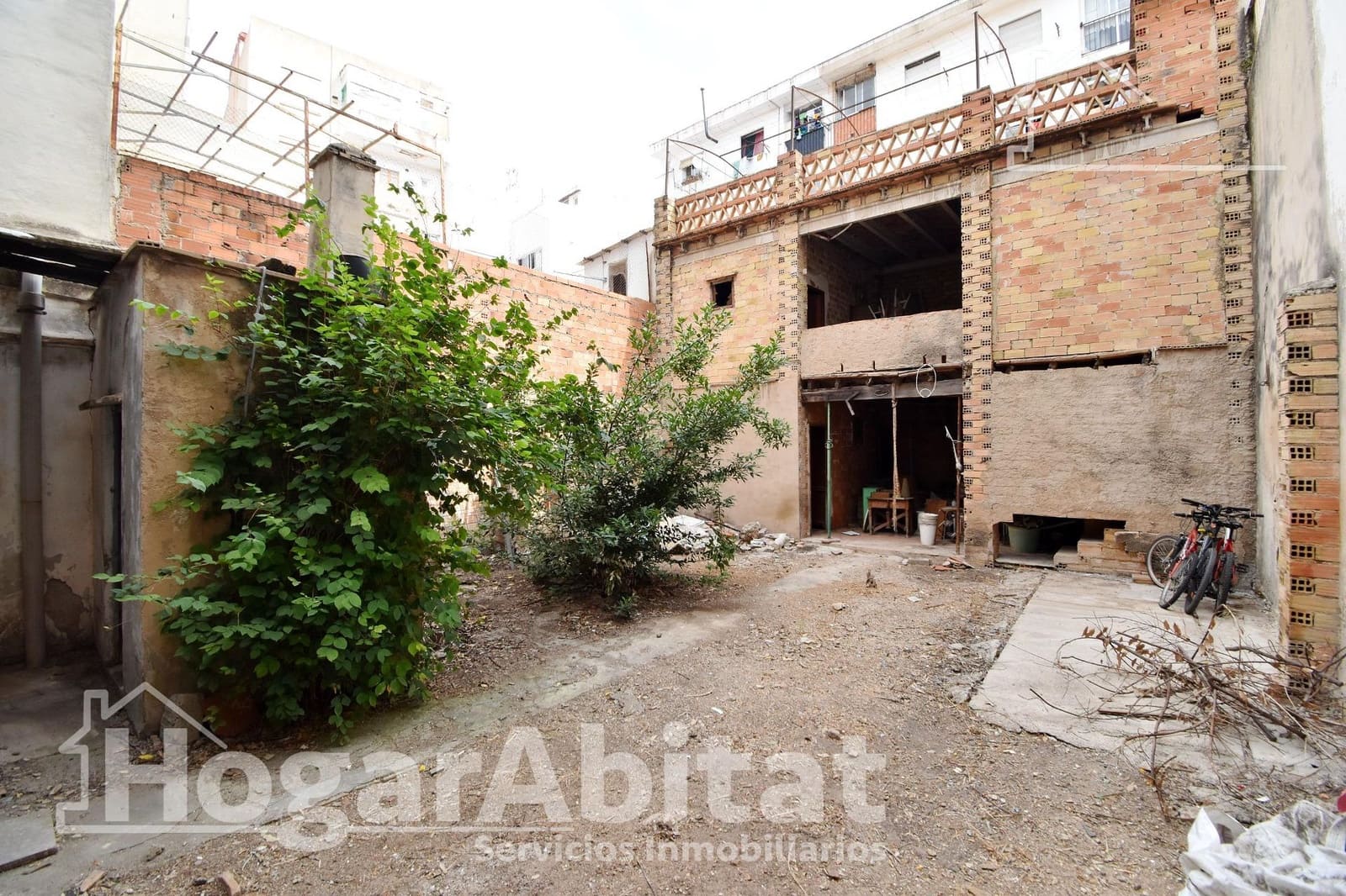 7 soveværelse Byhus til salg i Gandia - € 250.000 (Ref: 9367608)