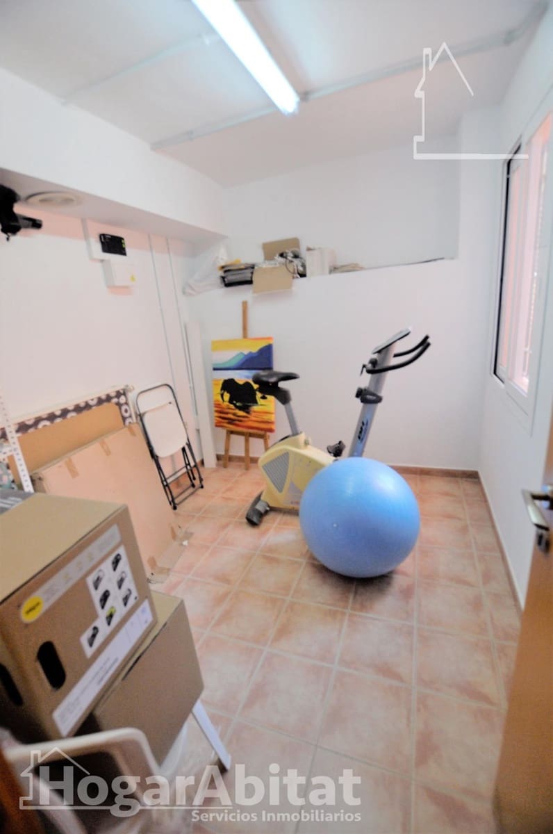 3 makuuhuone Rivitalo myytävänä paikassa Puig mukana 
autotalli - 490 000 € (Ref: 9374183)