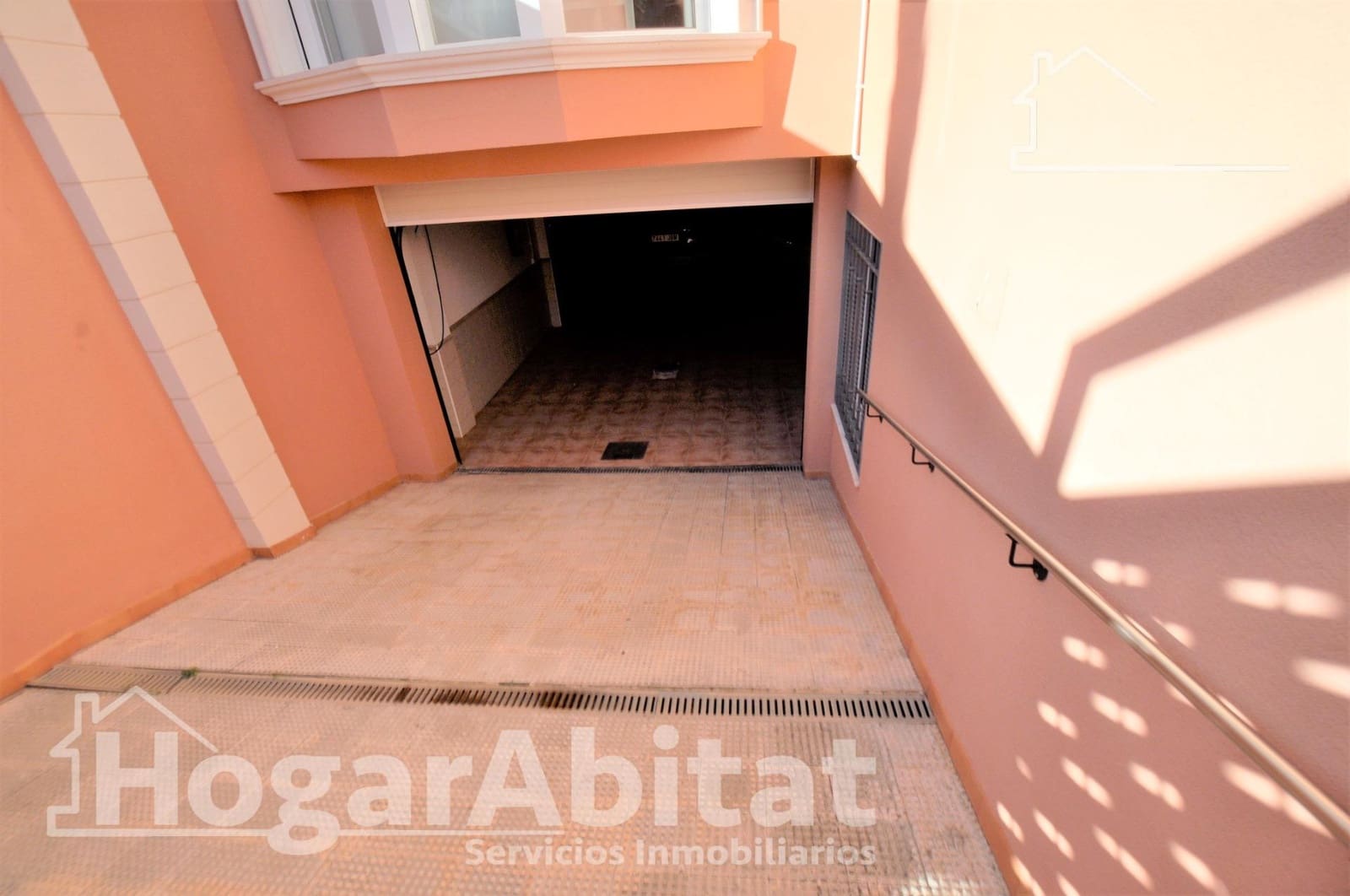 3 makuuhuone Rivitalo myytävänä paikassa Puig mukana 
autotalli - 490 000 € (Ref: 9374183)