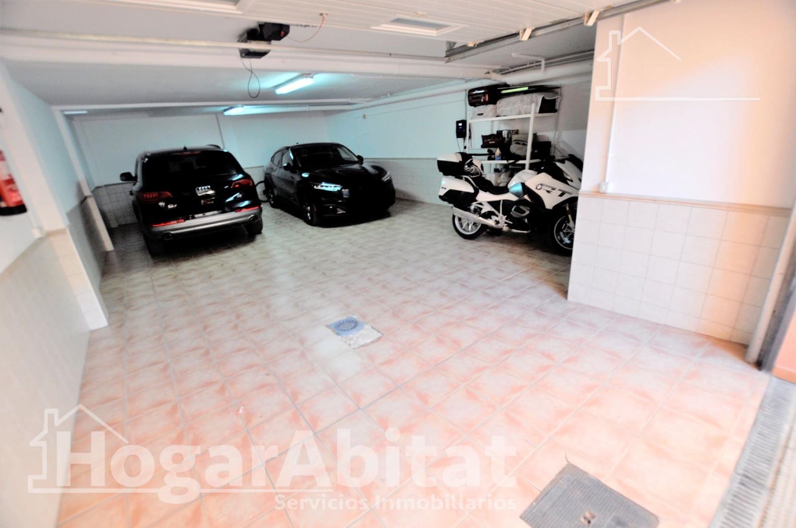 3 makuuhuone Rivitalo myytävänä paikassa Puig mukana 
autotalli - 490 000 € (Ref: 9374183)