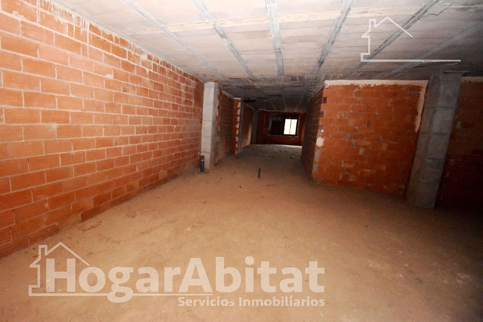 4 bedroom Flat for sale in Betxi - € 100,000 (Ref: 9375365)