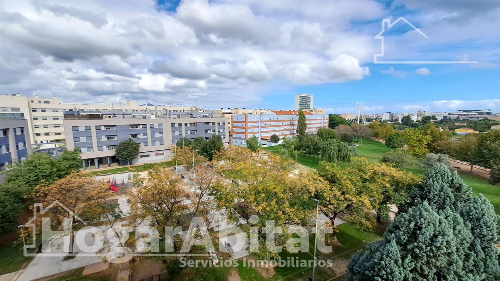 4 sypialnia Mieszkanie na sprzedaż w Castello de la Plana z garażem - 220 000 € (Ref: 9375373)