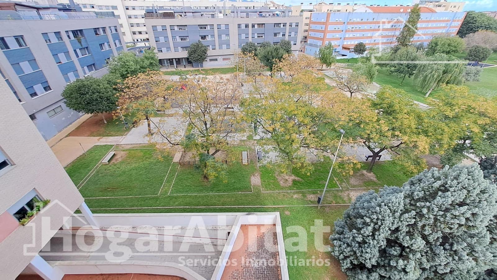 4 sypialnia Mieszkanie na sprzedaż w Castello de la Plana z garażem - 220 000 € (Ref: 9375373)