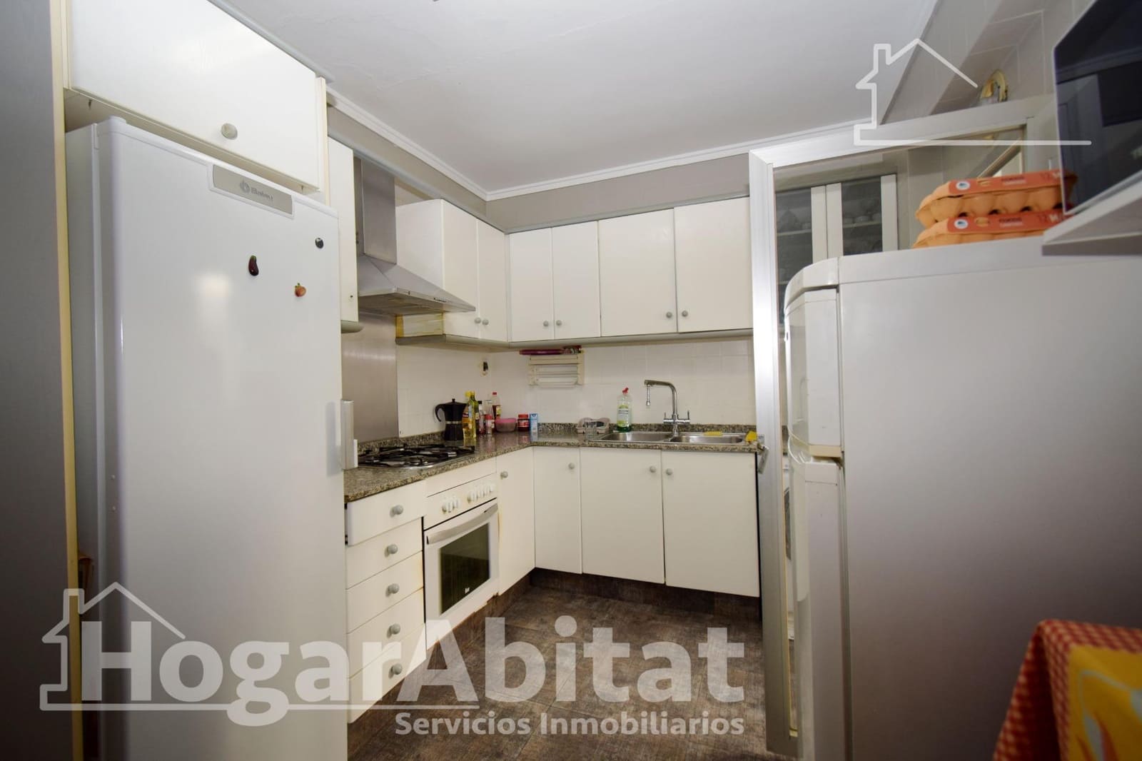 4 bedroom Flat for sale in Sagunto / Sagunt - € 160,000 (Ref: 9375374)