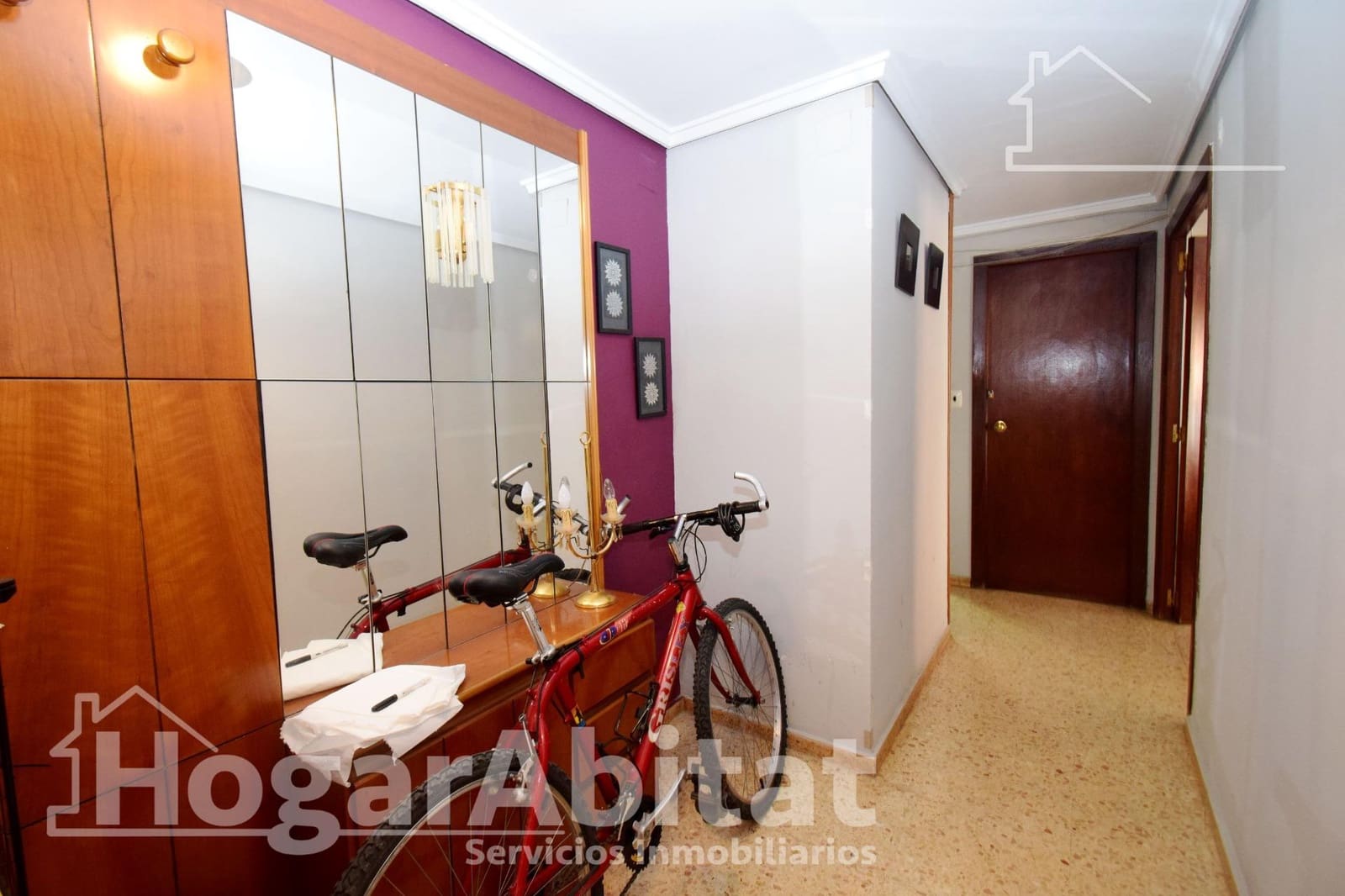4 bedroom Flat for sale in Sagunto / Sagunt - € 160,000 (Ref: 9375374)