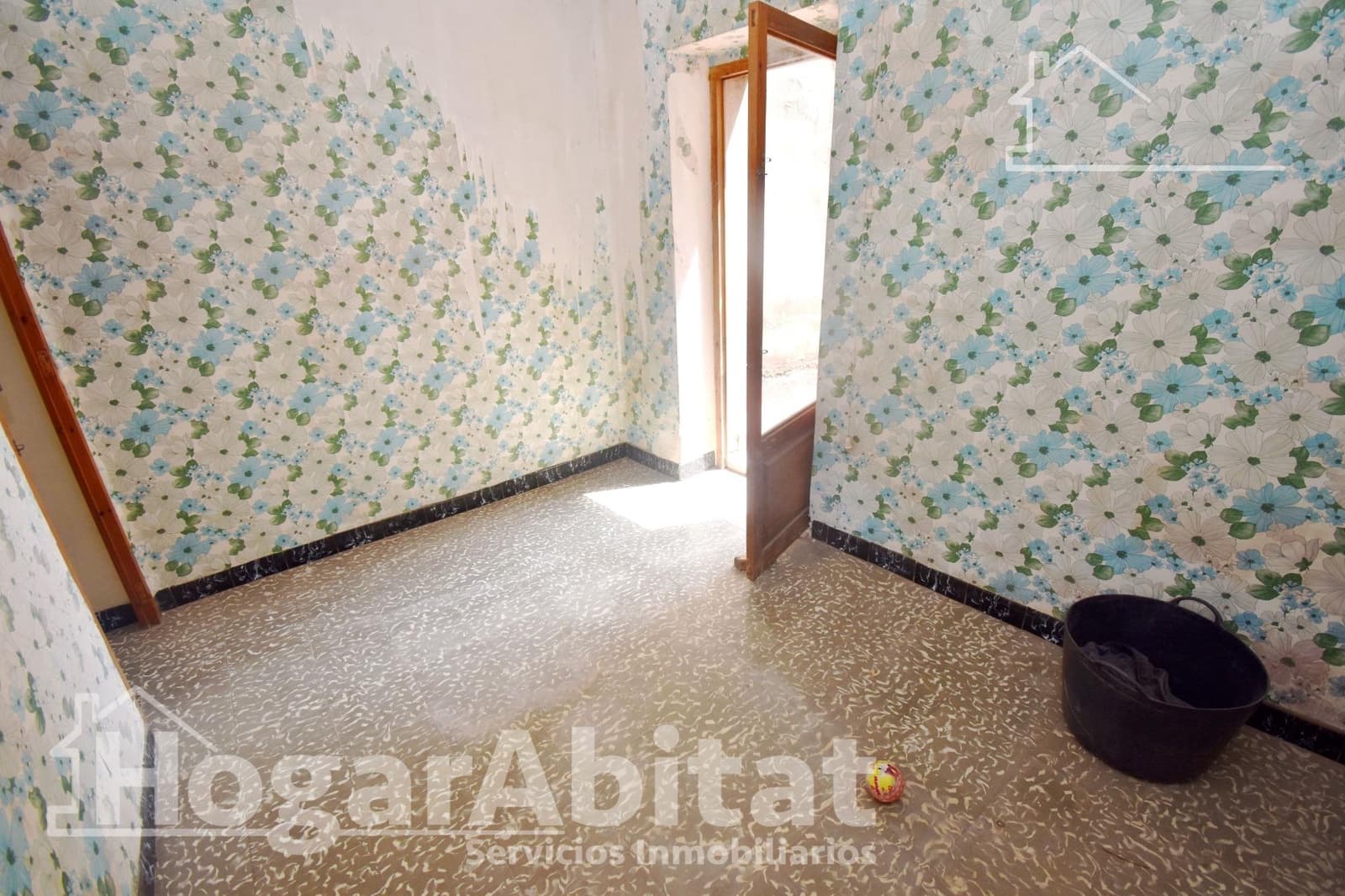 2 bedroom Townhouse for sale in Nules with garage - € 55,000 (Ref: 9375386)