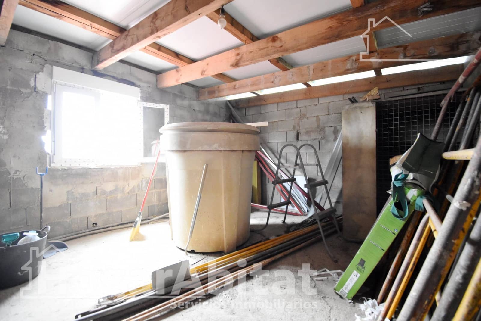 2 slaapkamer Villa te koop in Cullera met garage - € 82.000 (Ref: 9379065)