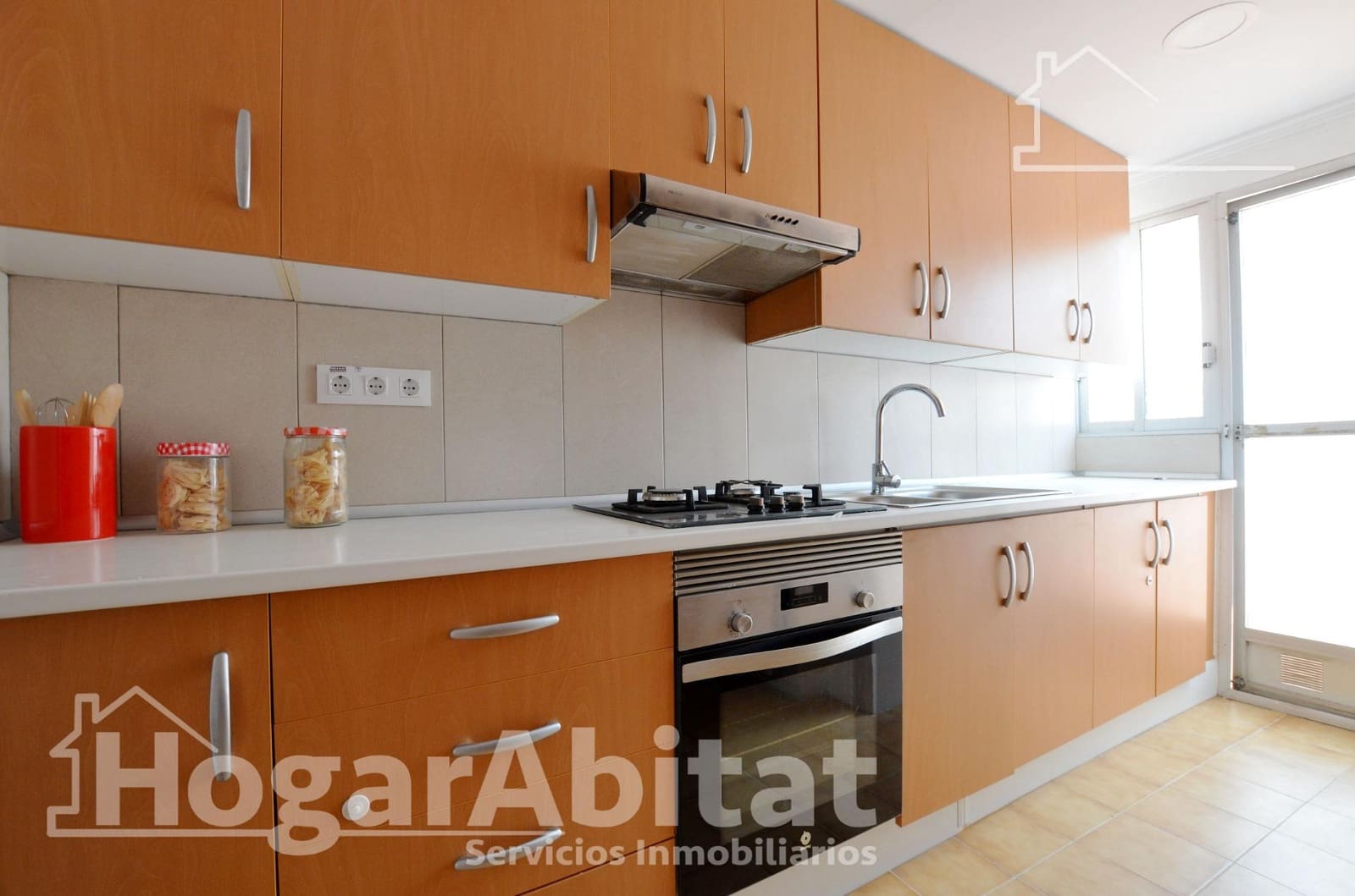 3 makuuhuone Asunto vuokrattavana paikassa Tavernes de la Valldigna - 750 € (Ref: 9379077)