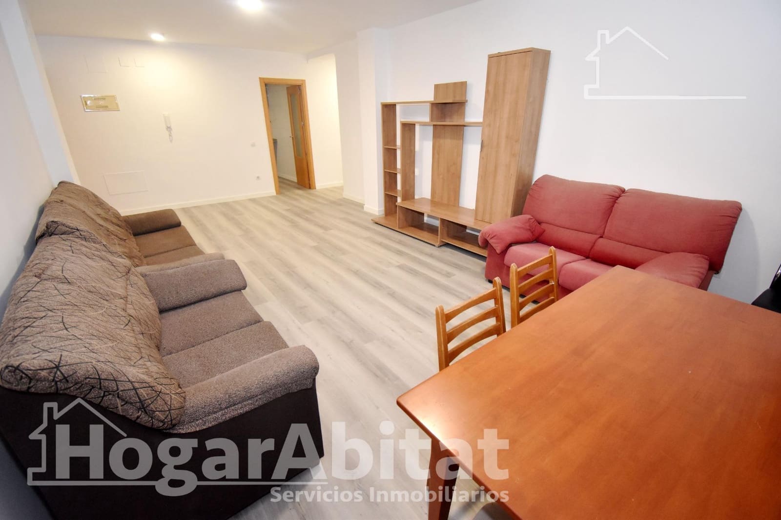 4 bedroom Flat for sale in Castello de la Plana with garage - € 225,000 (Ref: 9379089)