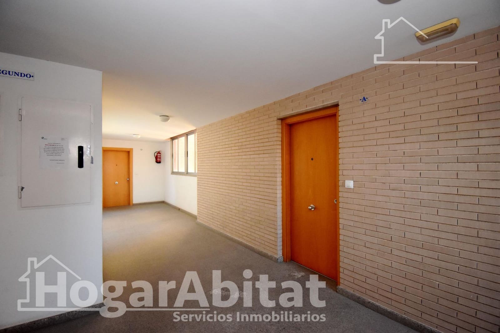 4 bedroom Flat for sale in Castello de la Plana with garage - € 225,000 (Ref: 9379089)